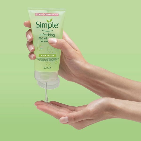 ژل شستشوی صورت سیمپل مدل Refreshing حجم 150میلی لیتر