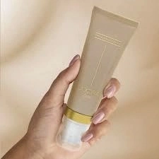 ژل شستوشوی صورت حاوی عصاره ویتیس وینیفرا ماساژور دار لدورا کر 100 میلی لیتر